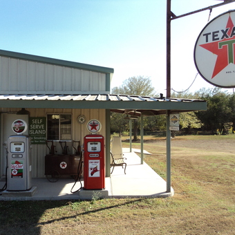 Vintage Texaco Gas Pumps and Signs Display - Danny from Austin, TX