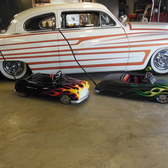 Custom Classic Car with Two Flame-Painted Pedal Cars - Mercman