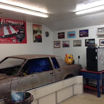 Classic Car Restoration Garage With Tools And Decor - Jim from Blue Springs, MO