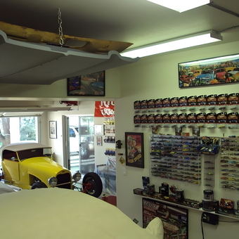 Garage with Diecast Car Display and Hot Rod - Crizila from Payson, AZ