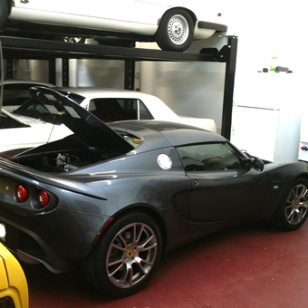 Home garage with car lift and sports cars - Gino from Montreal, Quebec