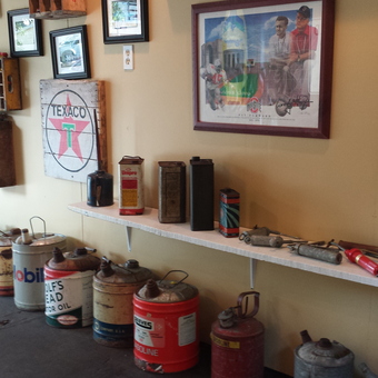 Vintage Oil Cans, Gas Pump Signs, and Garage Decor - Rick from Columbiana, OH