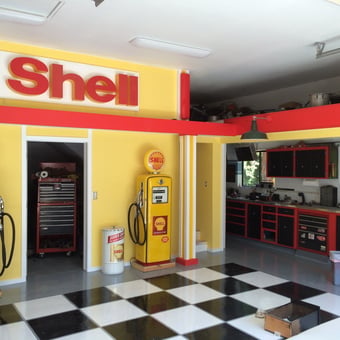 Shell Gas Pump Decor and Tool Cabinets Garage - Dennis from Aurora, OR