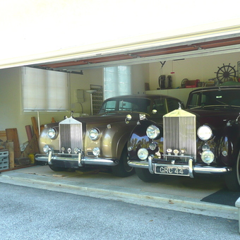 Classic Rolls-Royce Cars and Garage Decor - Steve from Newtown Square, Pennsylvania