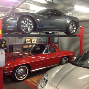 Classic and Modern Cars on Four Post Lift - Aussie Bob from Picton, NSW. Australia