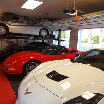 Multi-car garage with car lift and Corvettes - Johnny Vette from Brentwood, CA
