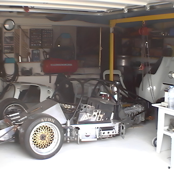 Custom race car build and garage tools - Christian from Saint Pons, France