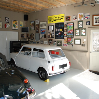 Classic Car Garage with Wall Art and Tool Storage - Cheech from Palmyra, PA