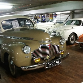 Classic Car Collection with Vintage Signs and Flooring - Frank Kennis from Valkenswaard, The Netherlands