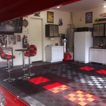 Checkerboard Garage Floor, Cabinets, And Bar Stools - Dick from Tucson, AZ