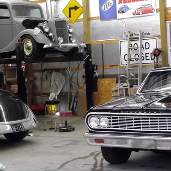 Classic Car Garage with Lift and Tools - meangeng from labadie, mo