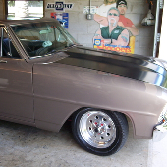 Classic Car with Chrome Wheels and Garage Wall Decor - Darryl from Jacksonville Beach, FL