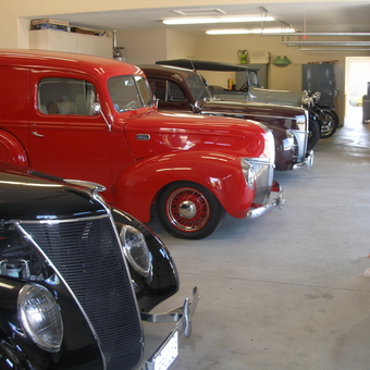 Classic Car Collection in Spacious Garage - Playpen