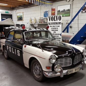 Classic Volvo Police Car and Garage Decor - bakkievolvo from Barneveld, gelderland