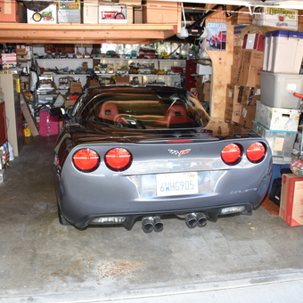 Organized Garage with Corvette and Storage Bins - Dwight from Escondido, CA