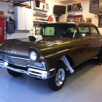 Classic car and garage decor with tools - Hotroddonnie from Barrie, Ontario/Canada