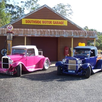 Classic Hot Rods and Vintage Decor at Garage - Flash from Gympie, Queensland