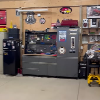 Ultimate Gearhead Haven: Explore This Dream Garage Setup!