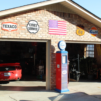 Vintage Gas Pump and Classic Signs Garage - scarrico55 from ruston, LA