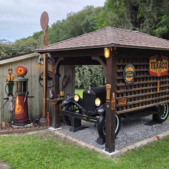 Vintage Garage with Gas Pump and Texaco Signs - Britt Hanks from LA