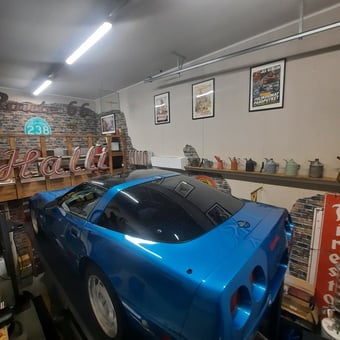 Jussi's vintage garage from Finland