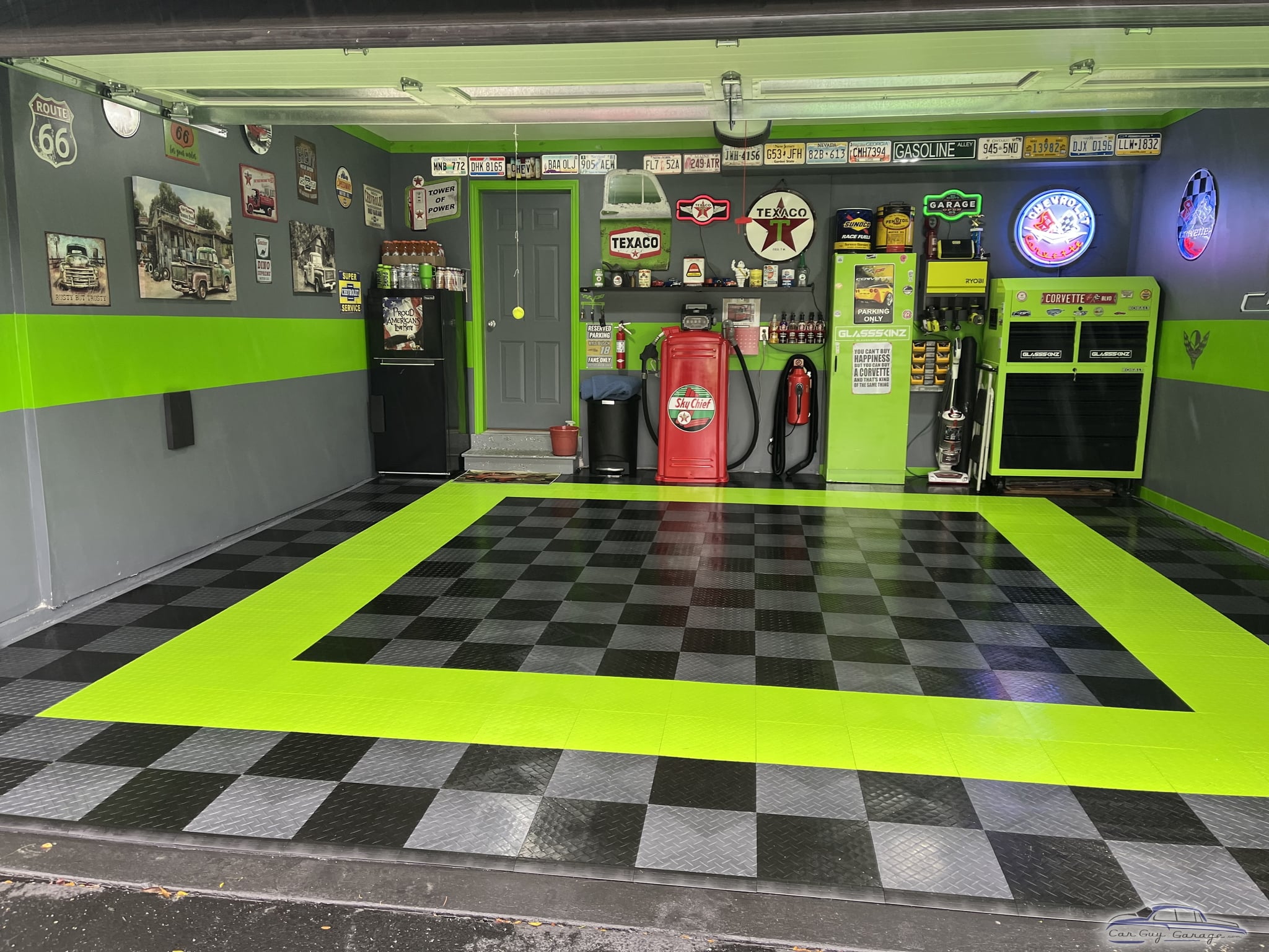 Dave's Garage from Mount Wolf, PA