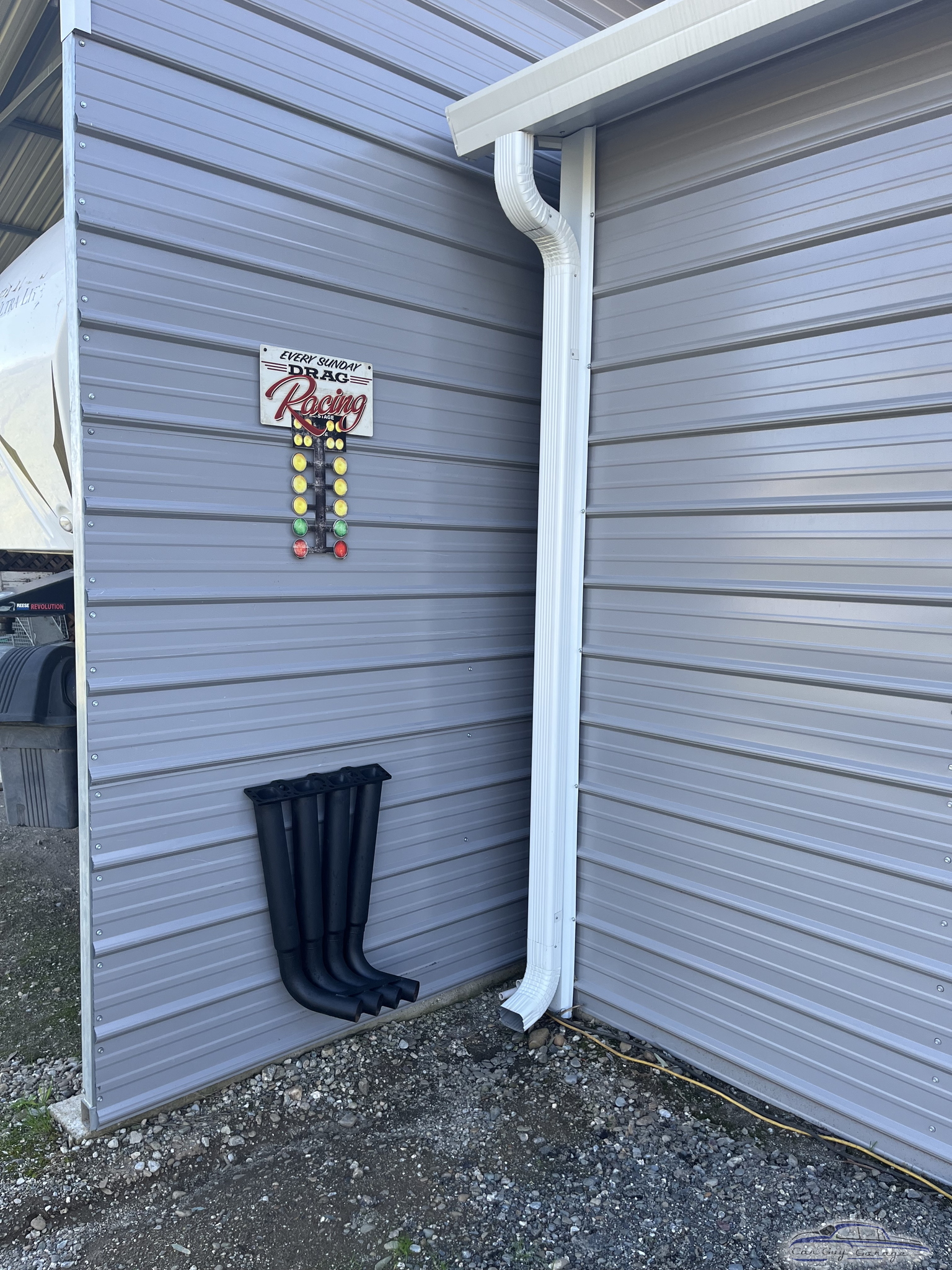 Garage Wall with Drag Racing Sign and Header Decor
