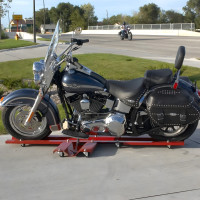 Red Powder-Coated Motorcycle Dolly, 82in V-Channel, 1500 lb