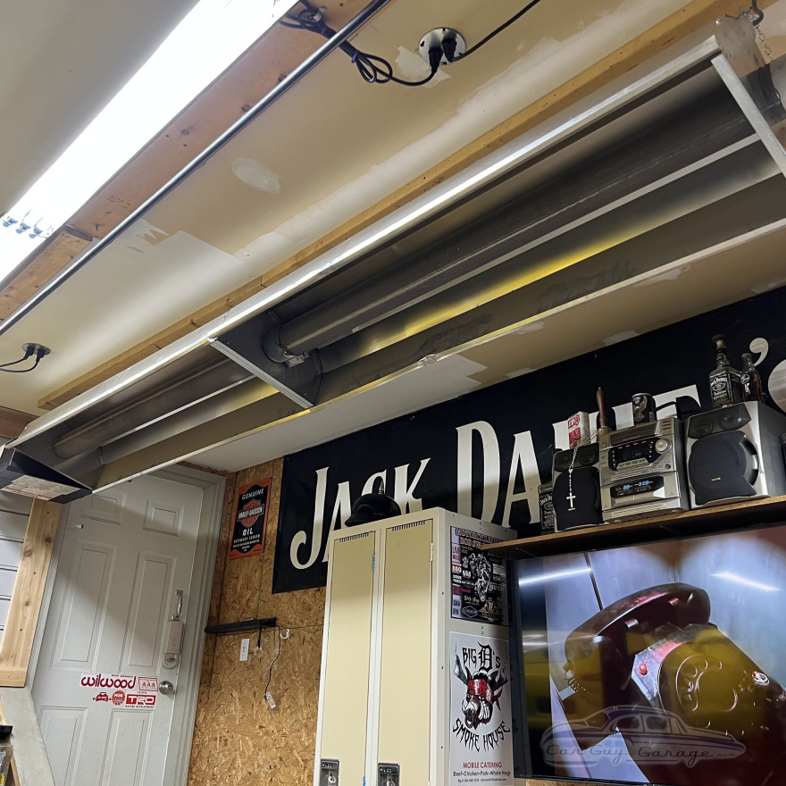 40,000 BTU Natural Gas Garage Tube Heater 40,000 BTU Natural Gas Garage Tube Heater