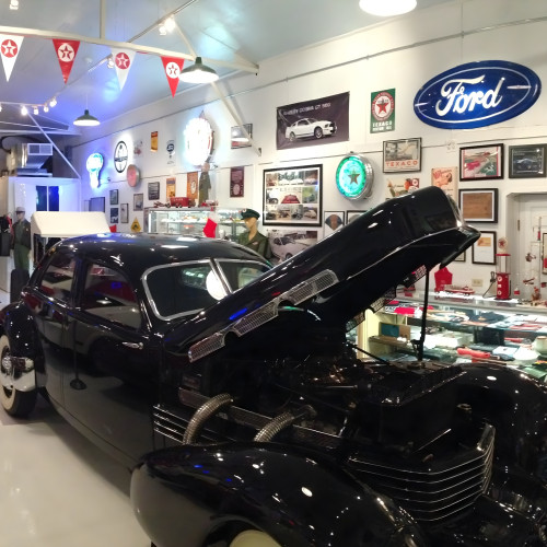 Ford V8 Blue And White Neon Sign