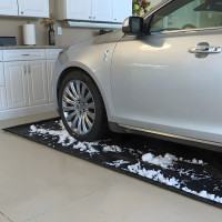 Garage Floor Containment Mat - Waterproof Raised Edges