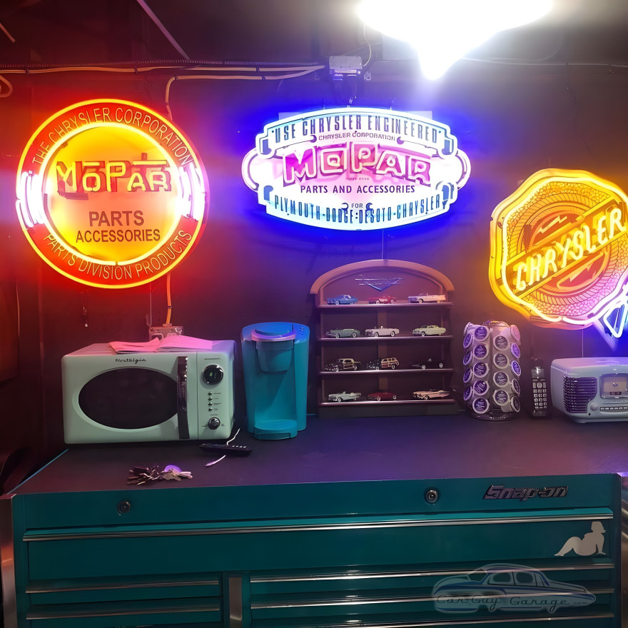 MOPAR Circle Neon Sign MOPAR Circle Neon Sign
