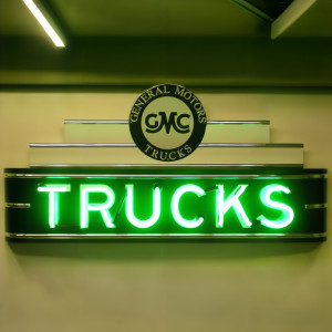 General Motors GMC Trucks Green Neon Sign - 48" x 24"
