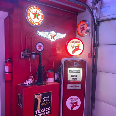 Texaco Wings LED Wall Sign - 31