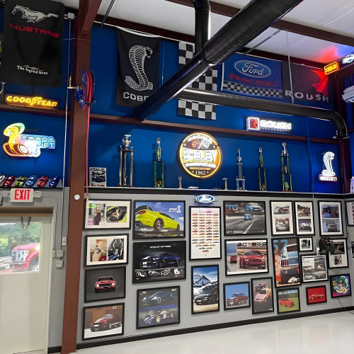Shelby Racing Round Neon Sign