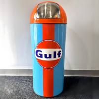 Gulf Racing Heritage Edition Dome-Top Metal Trash Can, Push Door, 18.5 Gal