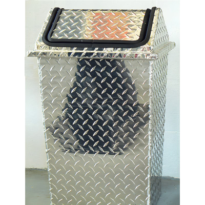 Diamond Plate Garbage Can with Revolving Lid