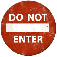 Do Not Enter Metal Sign - 14" Round
