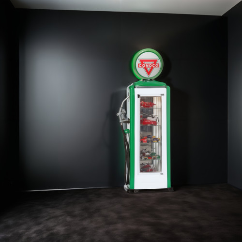 Conoco Tokheim 39 Display Case Gas Pump