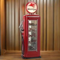 Mobilgas Tokheim 39 Display Case Gas Pump