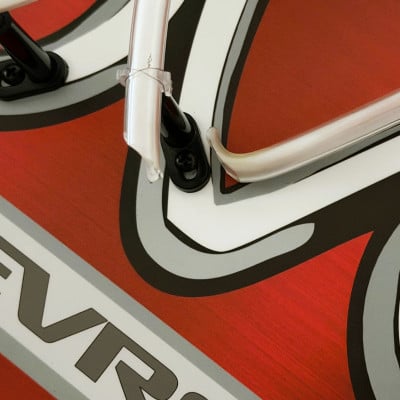 How to Replace a Broken Neon Tube in a Neon Sign