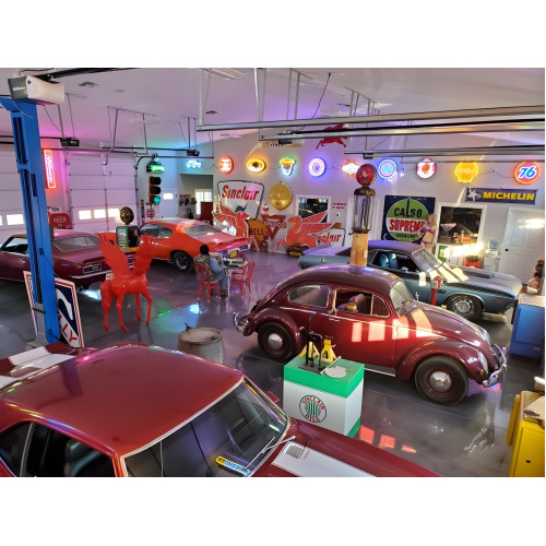 Bruinoil Bruin Gasoline Neon Sign