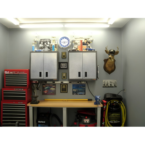 GM Genuine Chevy Neon Clock