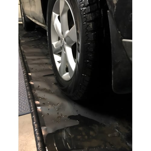 Raised Edge Garage Floor Mat