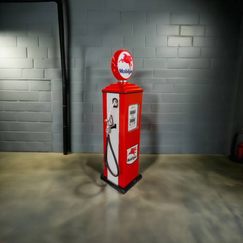 Mobilgas Replica Erie Gas Pump