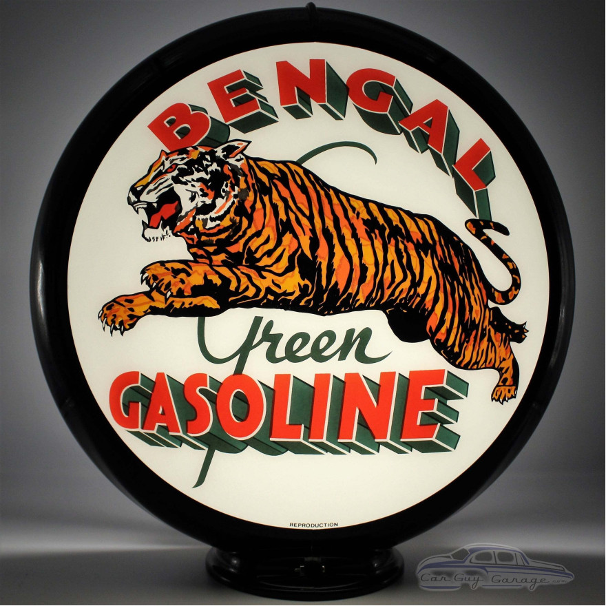 Bengal Green Gasoline Gas Pump Globe Lamp - 16.5" x 18.75" x 8"