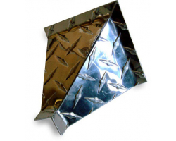 Two 4" Tall Diamond Plate Outside Corner Crown Moldings